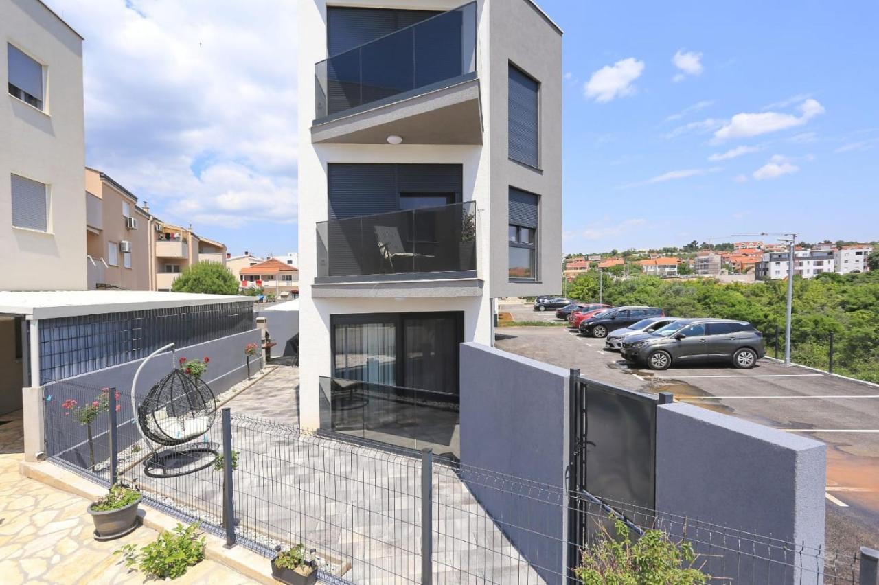 Apartment Garden زادار المظهر الخارجي الصورة